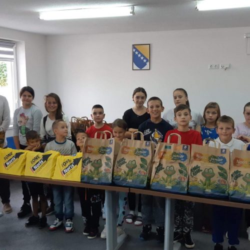 Fond “Bošnjaci”: Podrška učenicima povratnicima u Duvnu, Livnu i Glamoču