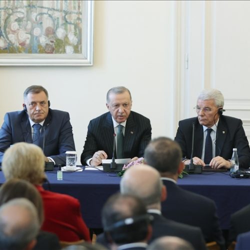 Erdogan u Sarajevu najavio putovanja samo s ličnim kartama između Bosne i Hercegovine i Turske