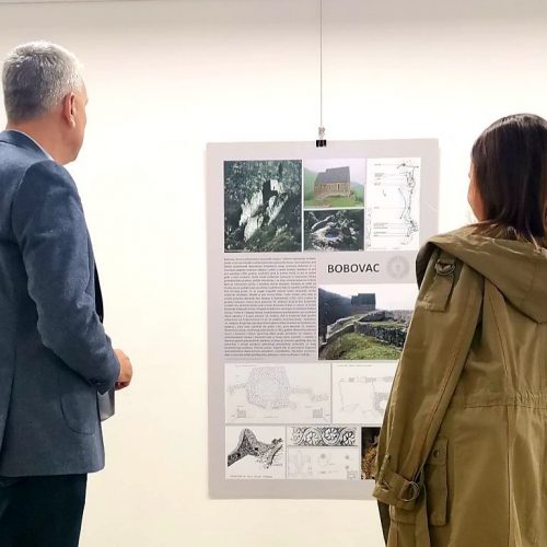 U Mostaru otvorena izložba „Mostovi i stari gradovi“