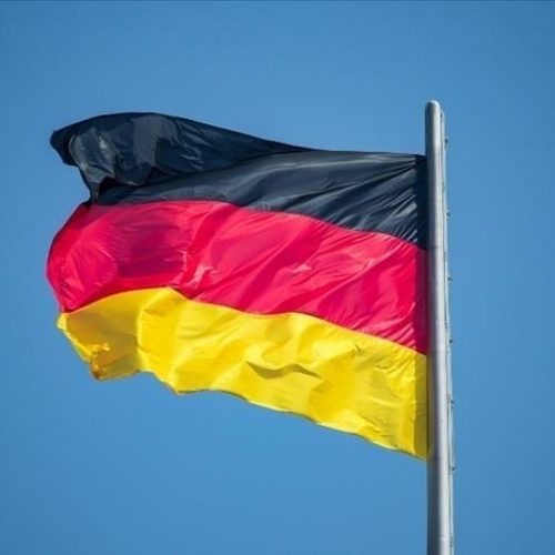 Njemačka: gase grijanje u kancelarijama, radnicima dijele jakne
