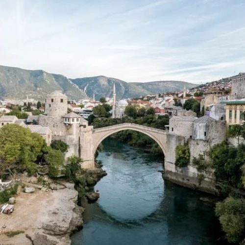 ‘Turizam nam može ponuditi nadu’: zapanjujući krajolik i prekrasni gradovi Bosne i Hercegovine