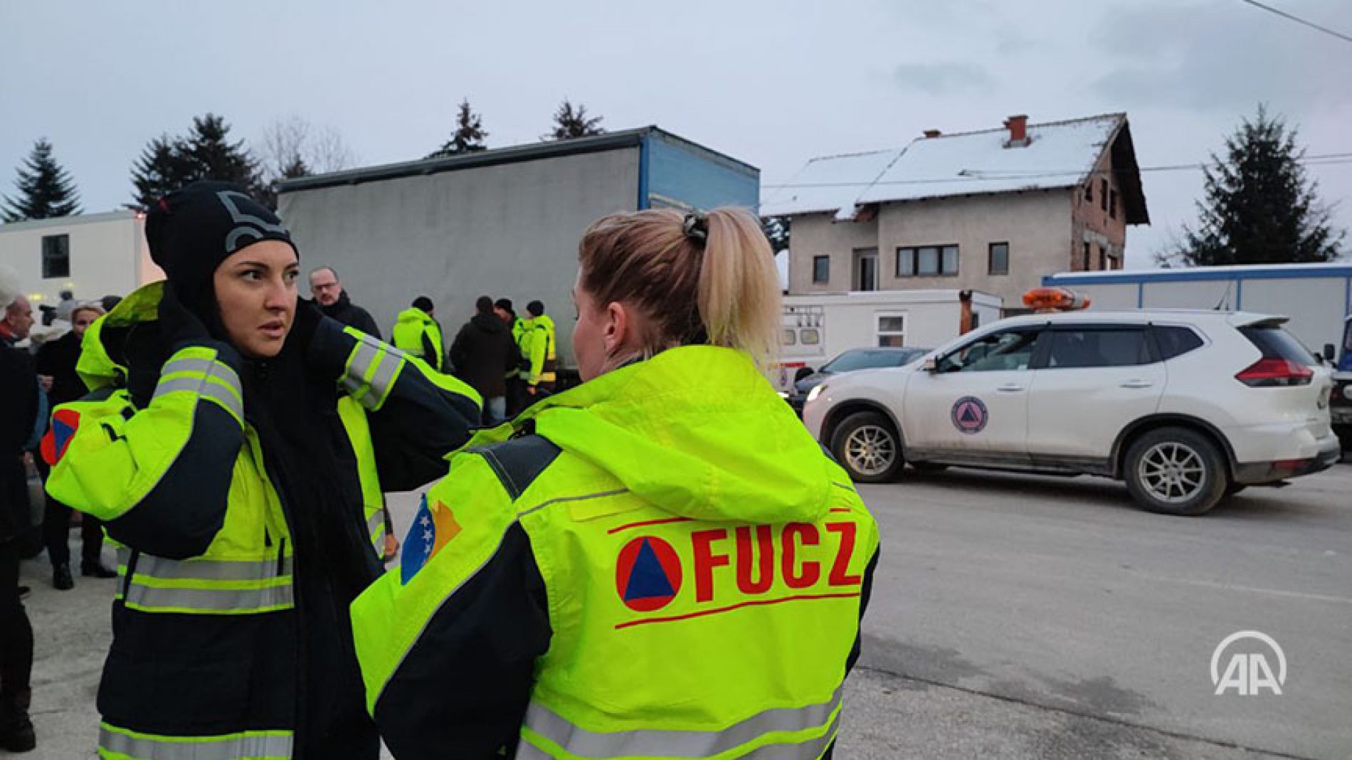 Bosanski ljudi nesebično se nude – među njima i 44 ljekara i 22 tehničara iz UKC Tuzla spremno za put u Tursku