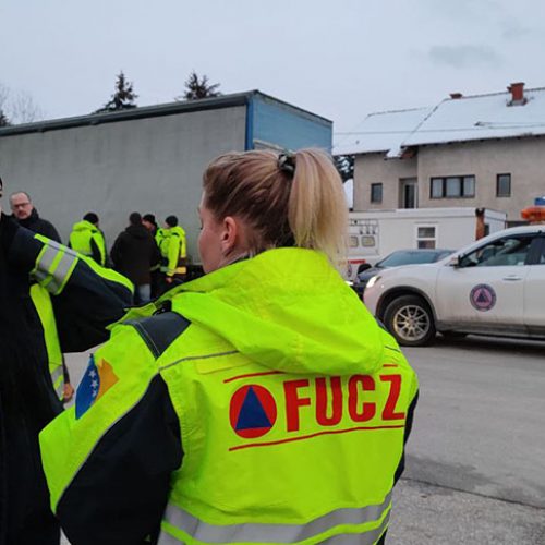 Bosanski ljudi nesebično se nude – među njima i 44 ljekara i 22 tehničara iz UKC Tuzla spremno za put u Tursku