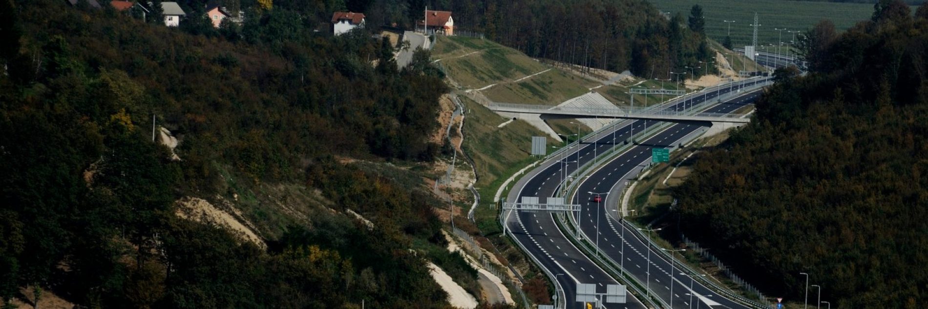 Najveći investicijski ugovor u posljednjih 30 godina u Bosni i Hercegovini: Potpisan ugovor o izgradnji dionice autoceste Medakovo – Ozimice