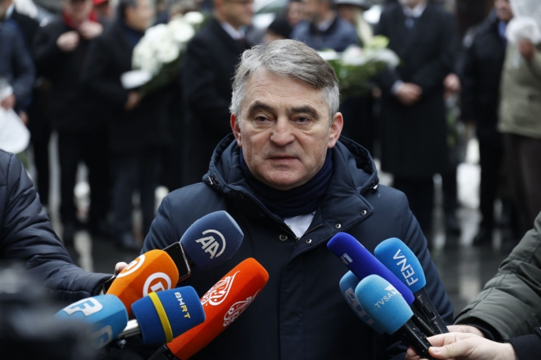 Komšić: Opasno je nadati se da će stranci zaustaviti Dodika