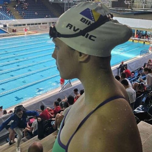 Novi državni rekord i dvostruki trijumf za Iman Avdić na plivačkom mitingu u Dubrovniku