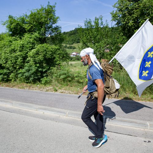 Nisvet Dizdarević pješači od Pariza do Srebrenice: Moram obići i mjesta zločina usput. Moram naše heroje obići