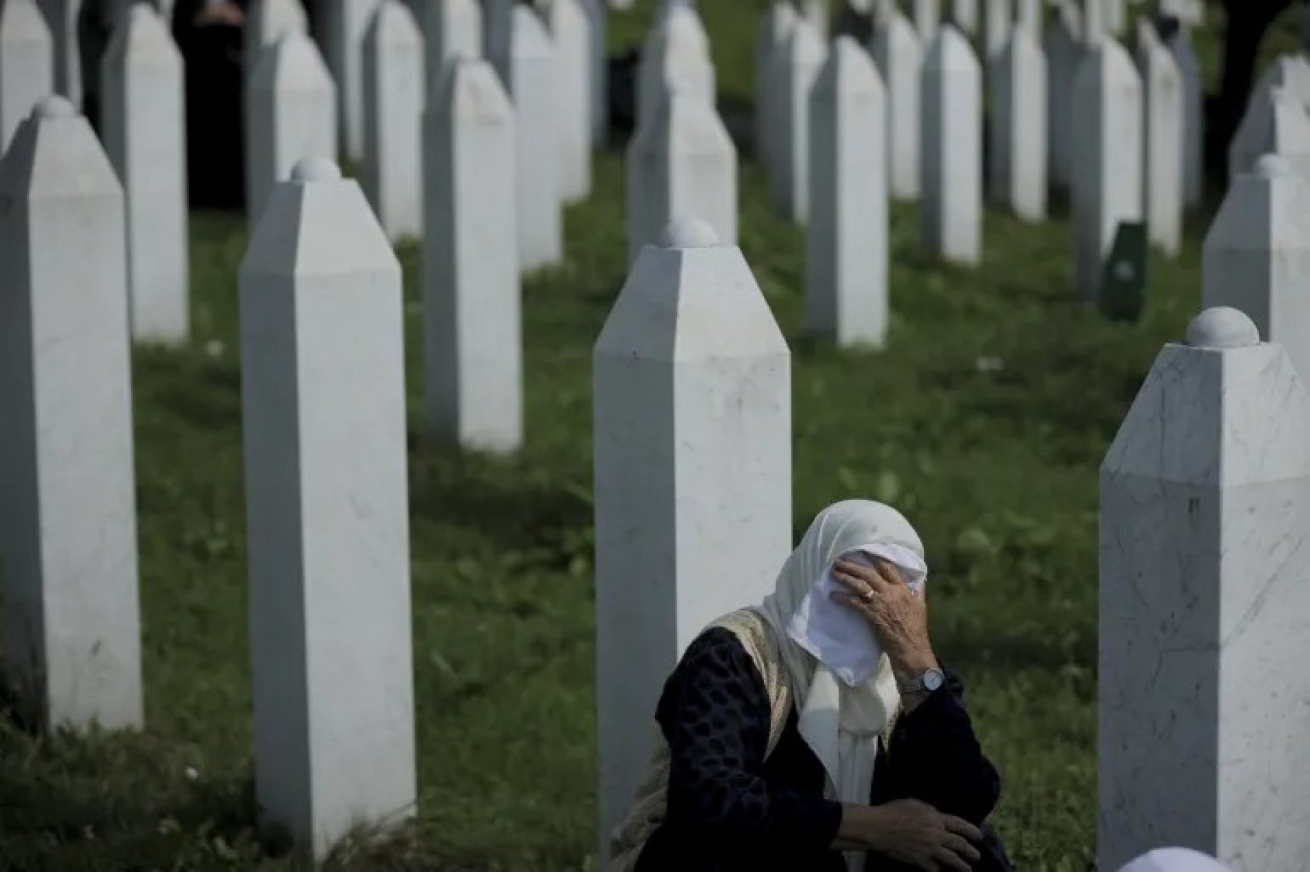Bursać: Kad se u Srebrenici ‘srpski rod’ veseli genocidu