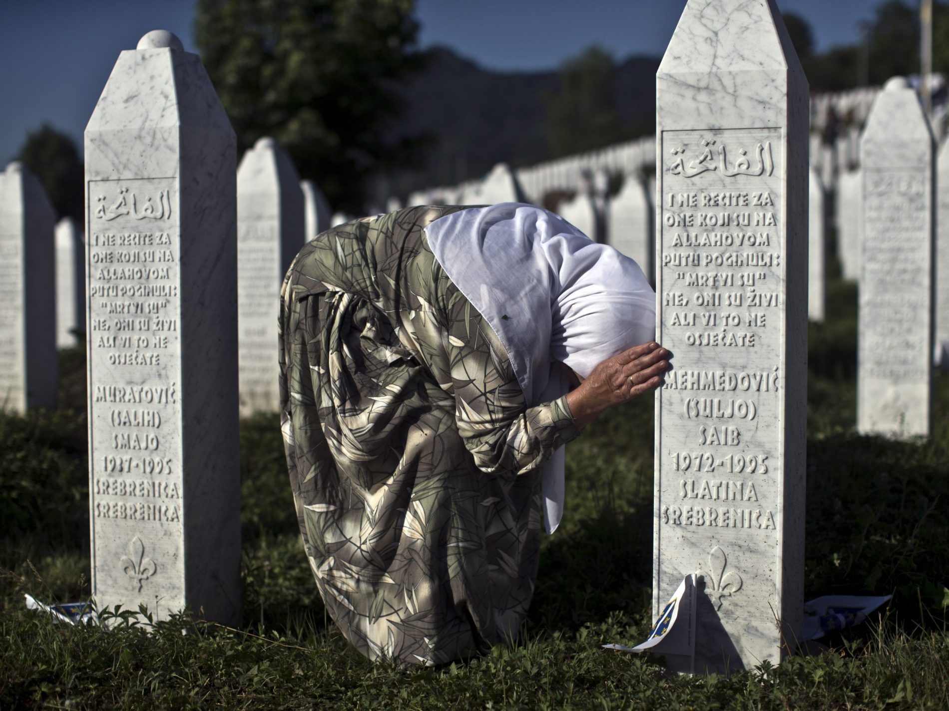 Političkom porazu, Trojka je dodala poniženje. I ne samo sebe, već naroda, države i svih žrtava i porodica žrtava genocida u Srebrenici