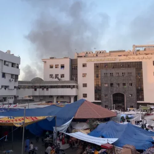 Šef opkoljene bolnice u Gazi: ‘Minute nas dijele od neizbježne smrti’