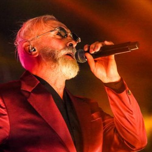 Spektakl u Beogradu: Dino Merlin koncert otvorio pjesmom “Da šutiš”