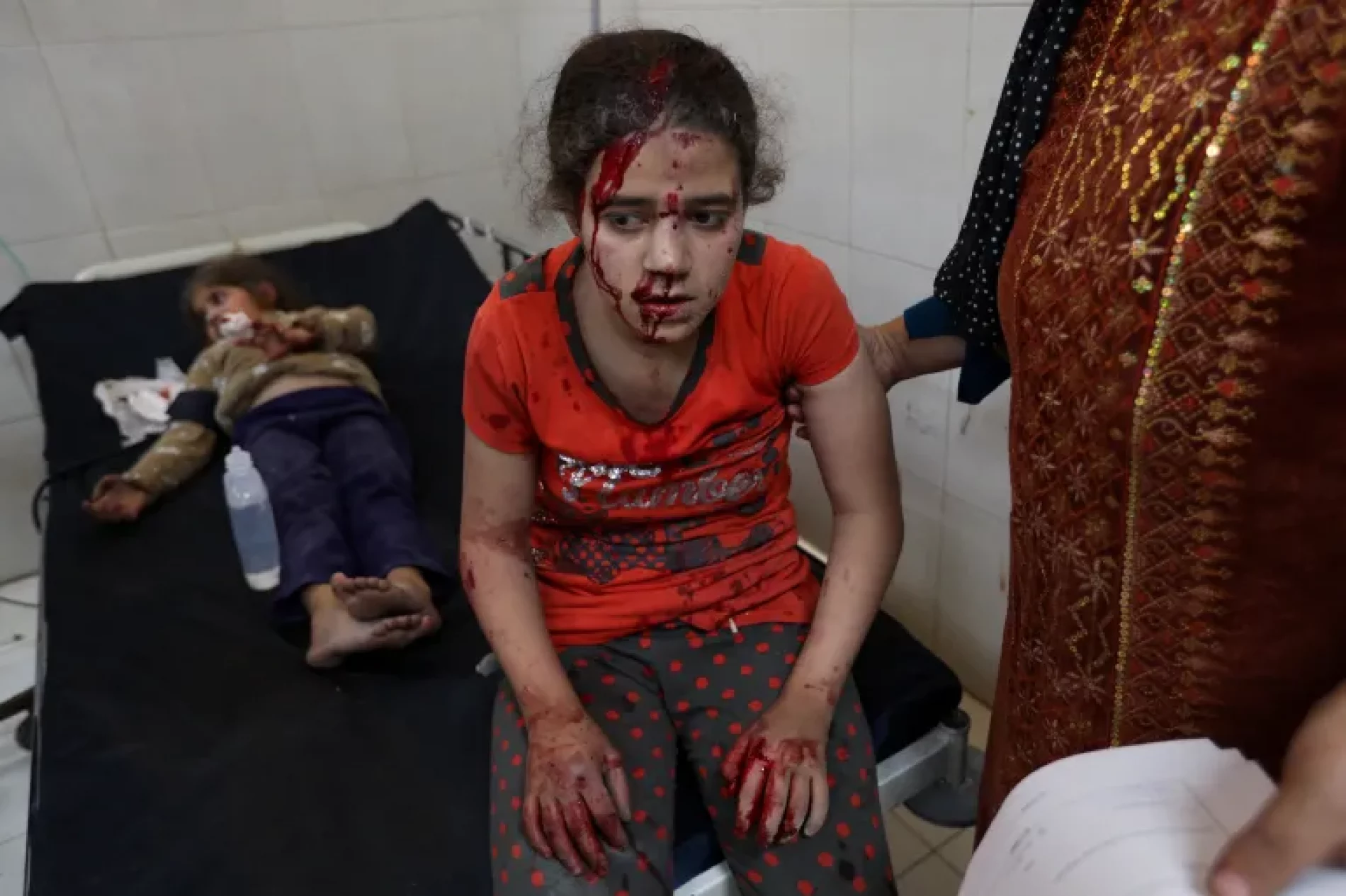 Ne prestaju izraelski napadi na bolnice i škole u Gazi