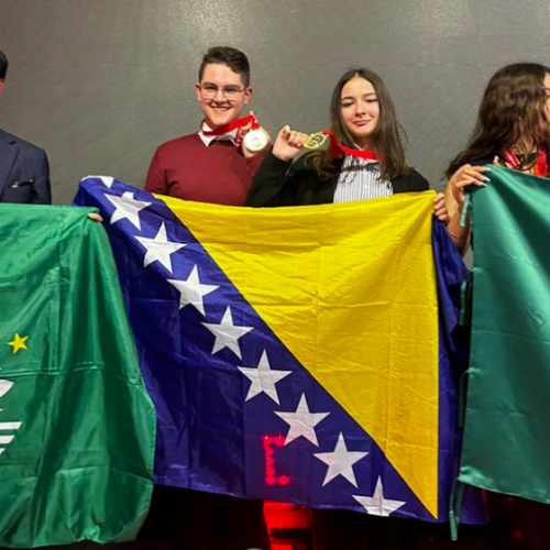Pet medalja za bosanske učenike na naučnoj olimpijadi IFEST u Tunisu